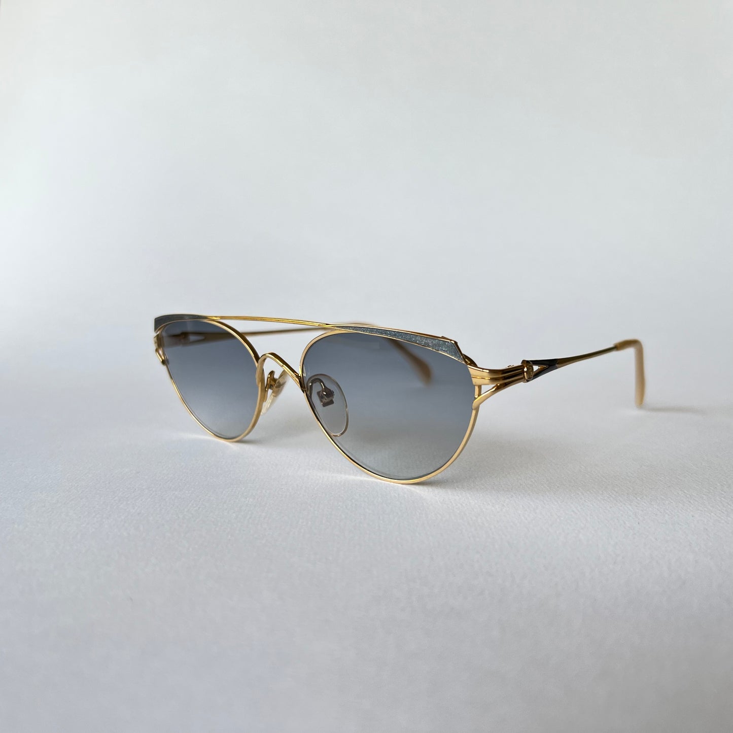 Roman Rothschild of Switzerland Mod: R 1029 Sunglasses