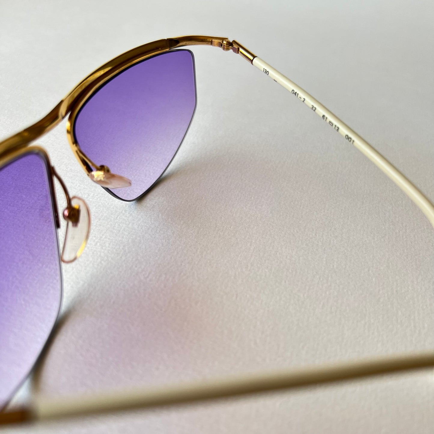 Les Lunettes Essilor Mod 041 Col. 02 Sunglasses