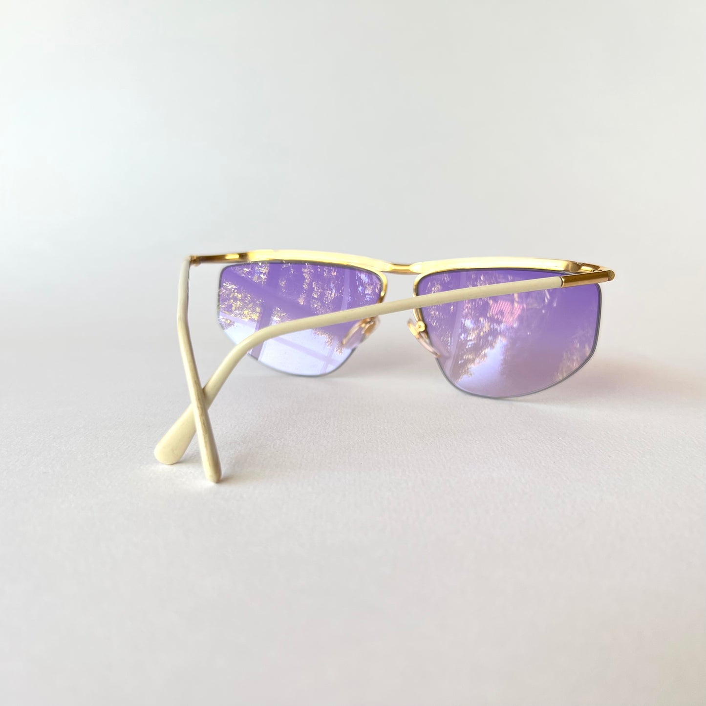 Les Lunettes Essilor Mod 041 Col. 02 Sunglasses