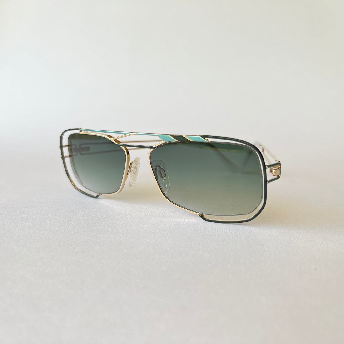 Neostyle NOS Vintage Sunglasses, Amazing Forrest/ Mint Enamel, New Lenses Australian Fitted